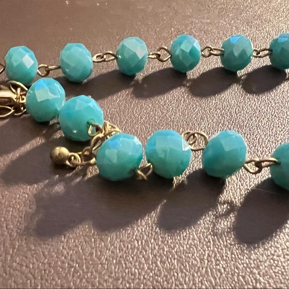 Hand strum sea-bead statement necklace - Picture 7 of 8